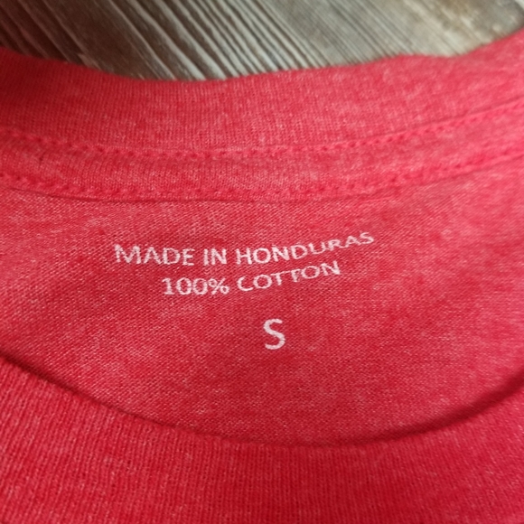 ROATAN Iguana Tropical Tee Shirt Sz S Red - Picture 4 of 4